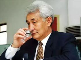从中医角度看：适量饮用酱酒...